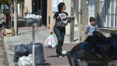 Tras las quejas por la basura, prometen reforzar el servicio