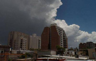 Fuerte tormenta azot� R�o Cuarto y localidades aleda�as