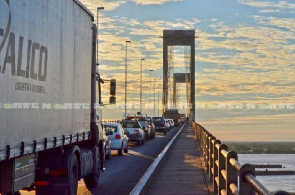 ARRANCA LA SEGUNDA ETAPA DE REPARACI�N DE JUNTAS SOBRE EL PUENTE CHACO - CORRIENTES