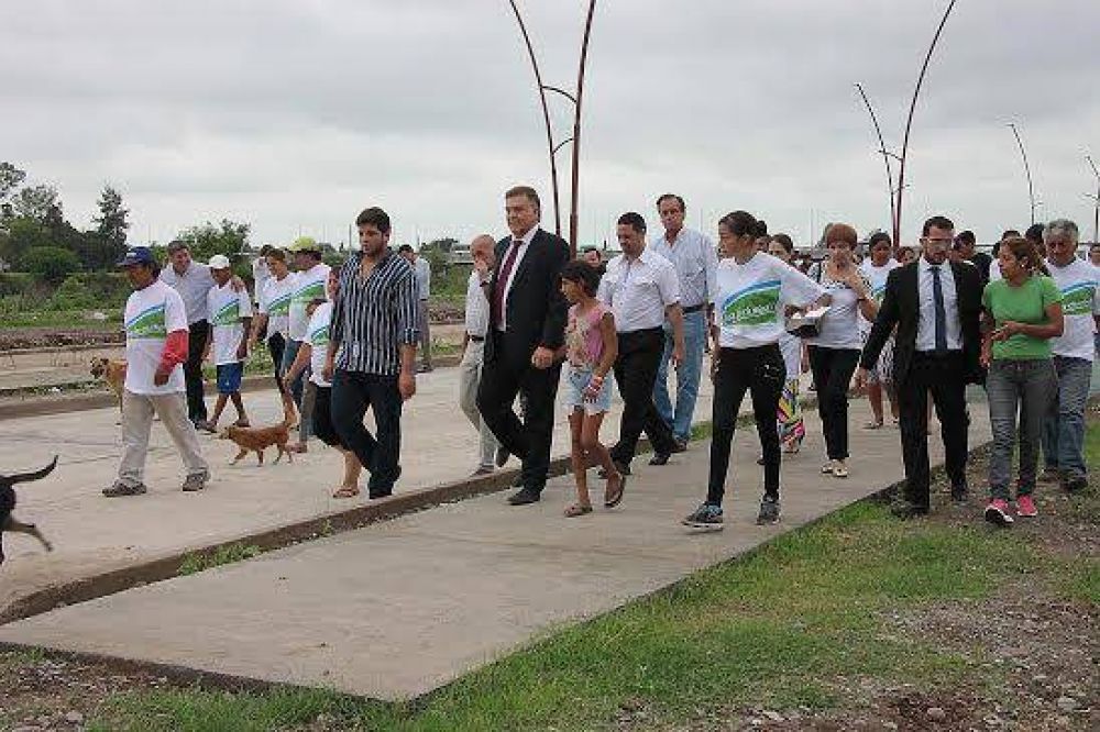 El Paseo de la Costanera, revaloriza la ribera del Sal�