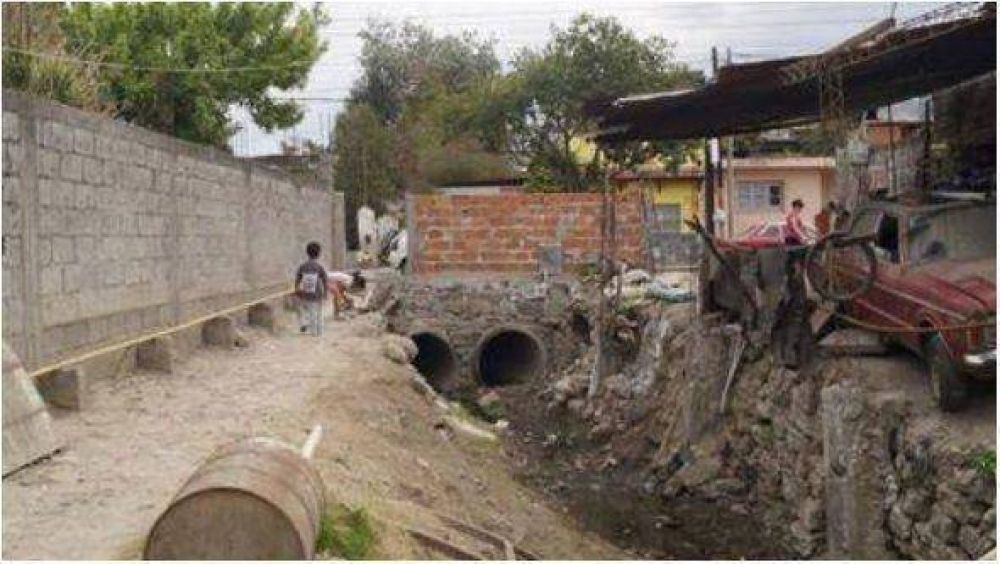 Tras 7 meses de espera taparon el canal del merendero Virgen de Urkupi�a