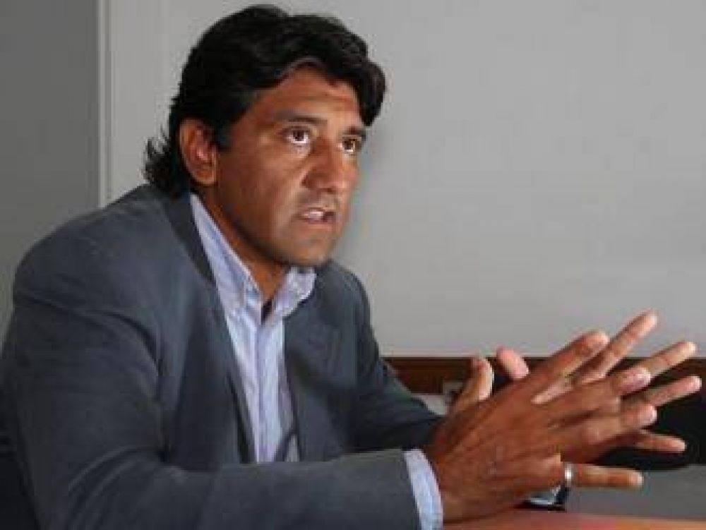 Quieren incrementar la frecuencia del tren interurbano que une Salta y G�emes 