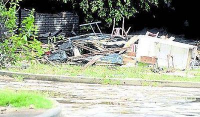 San Telmo: Desalojaron plaza tomada hace 23 a�os