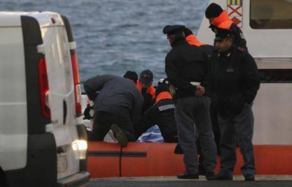 Ascienden a diez los muertos por el incendio del ferry en el Adri�tico