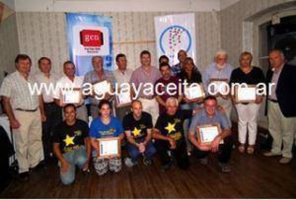 El GEN y VxA reconocieron a vecinos e instituciones por su labor comunitaria