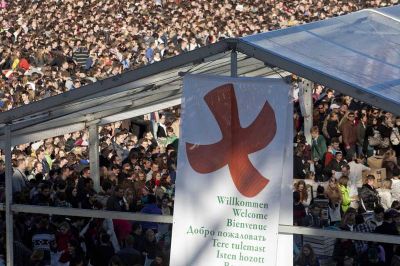 Francisco al encuentro de Taiz�: los j�venes nos impulsan al ecumenismo