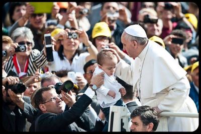 El Papa Francisco, cada vez m�s popular en todo el mundo