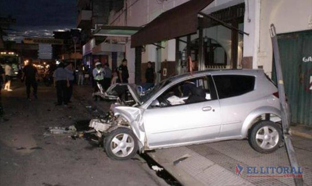 Expulsaron de la Polic�a a los cadetes que huyeron de un control y chocaron
