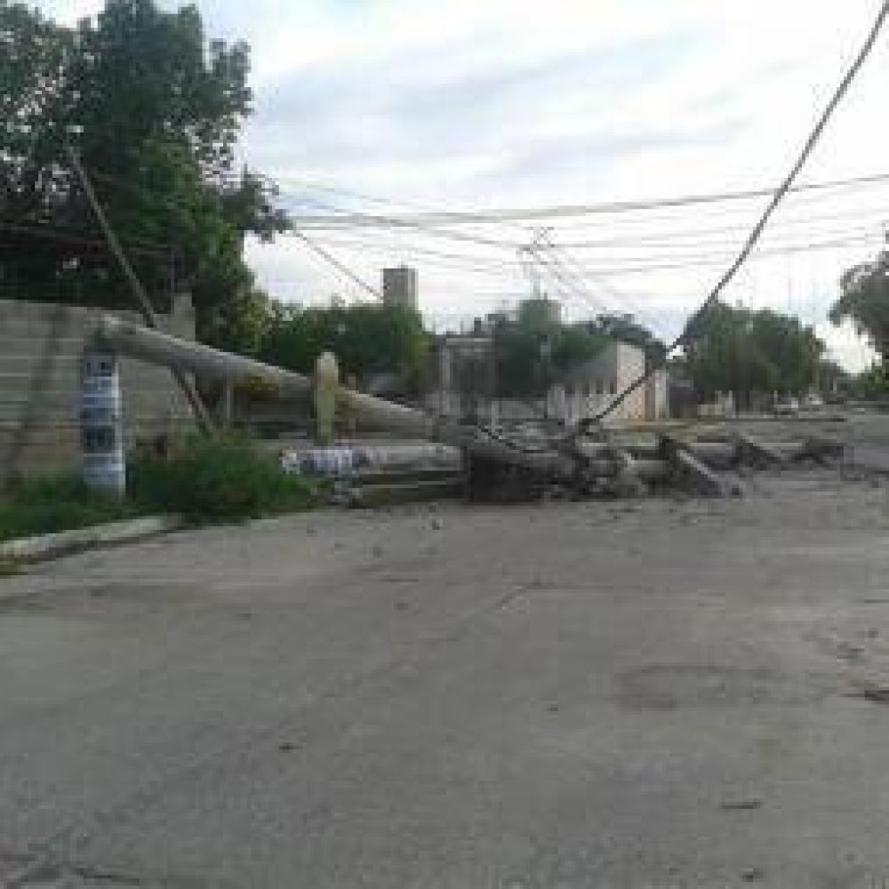 El fuerte temporal de viento y tierra dej� graves secuelas