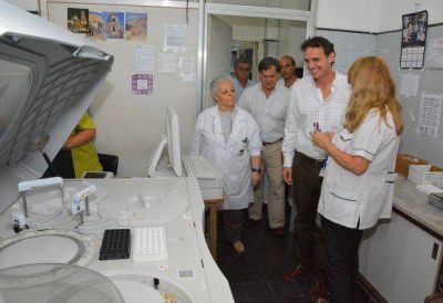 El Municipio sum� equipamiento de �ltima generaci�n en el laboratorio del Thompson