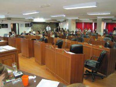 El FCS y el Barrionuevismo dejaron a la provincia sin Presupuesto
