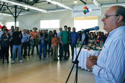 Di Pierro: �Que nos sigan insultando, pero vamos a seguir trabajando por la ciudad�