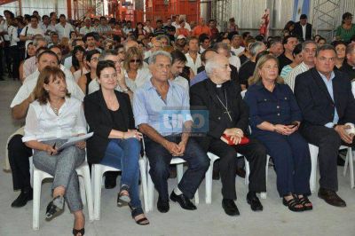 Se puso en marcha la planta de clasificaci�n y tratamiento de residuos