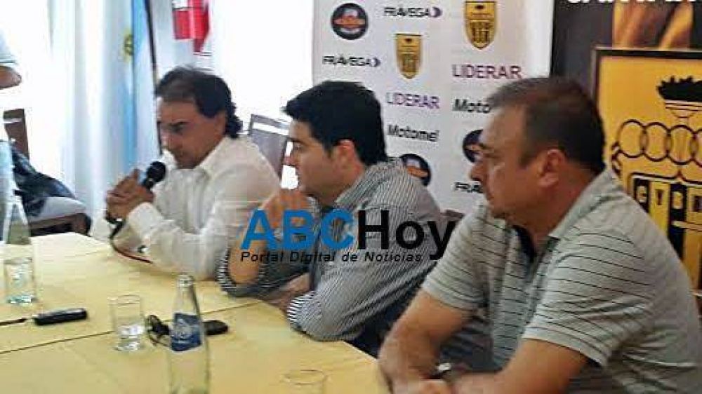 Santamarina present� a Gustavo Coleoni como nuevo DT