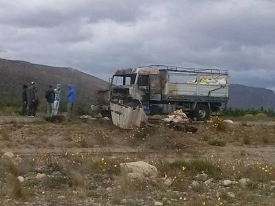 Camioneros denuncian graves ataques en la ruta 40 sur