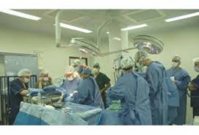 HOSPITAL DE ALTA COMPLEJIDAD: POR PRIMERA VEZ EN UN HOSPITAL P�BLICO DE NUESTRO PAIS SE REALIZ� UN IMPLANTE VALVULAR A�RTICO
