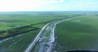 Sobrevuelan la zona norte afectada por las lluvias