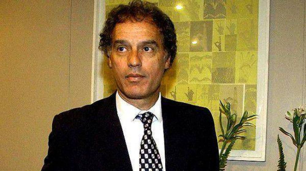 Croma��n, 10 a�os: Fuerte repudio en redes sociales a Ibarra