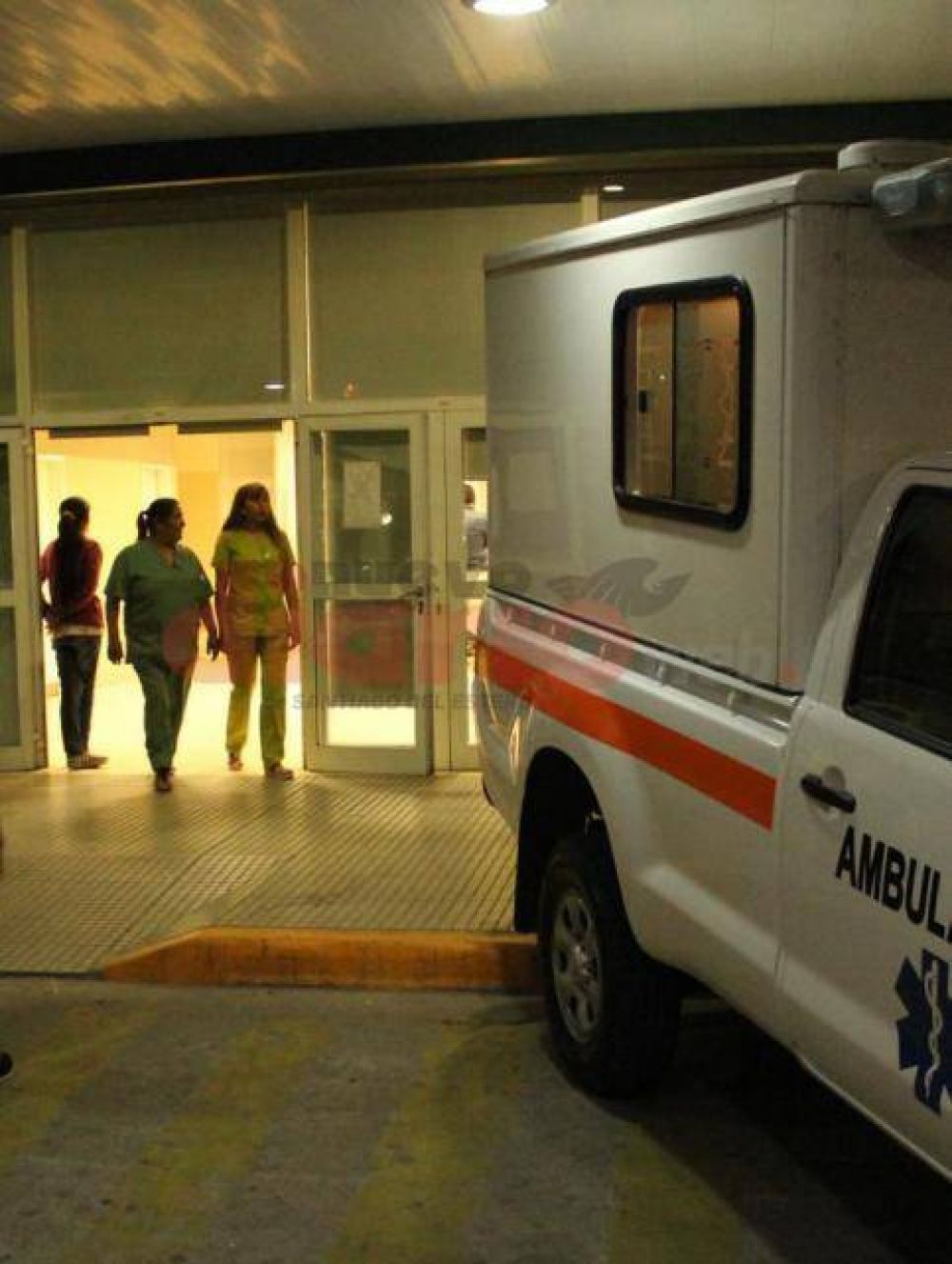 Polic�as reanimaron a un preso ahorcado y le salvaron la vida