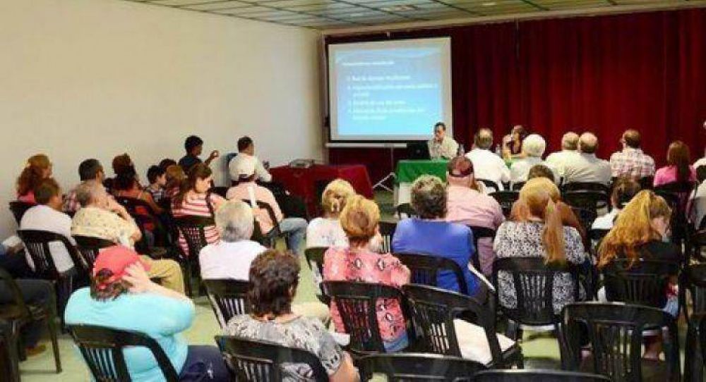 Consolidan el proyecto de desag�es para 2015