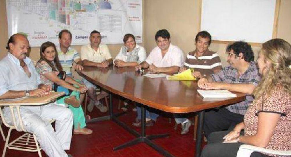Suscriben Convenio Tur�stico que beneficiar� a periodistas
