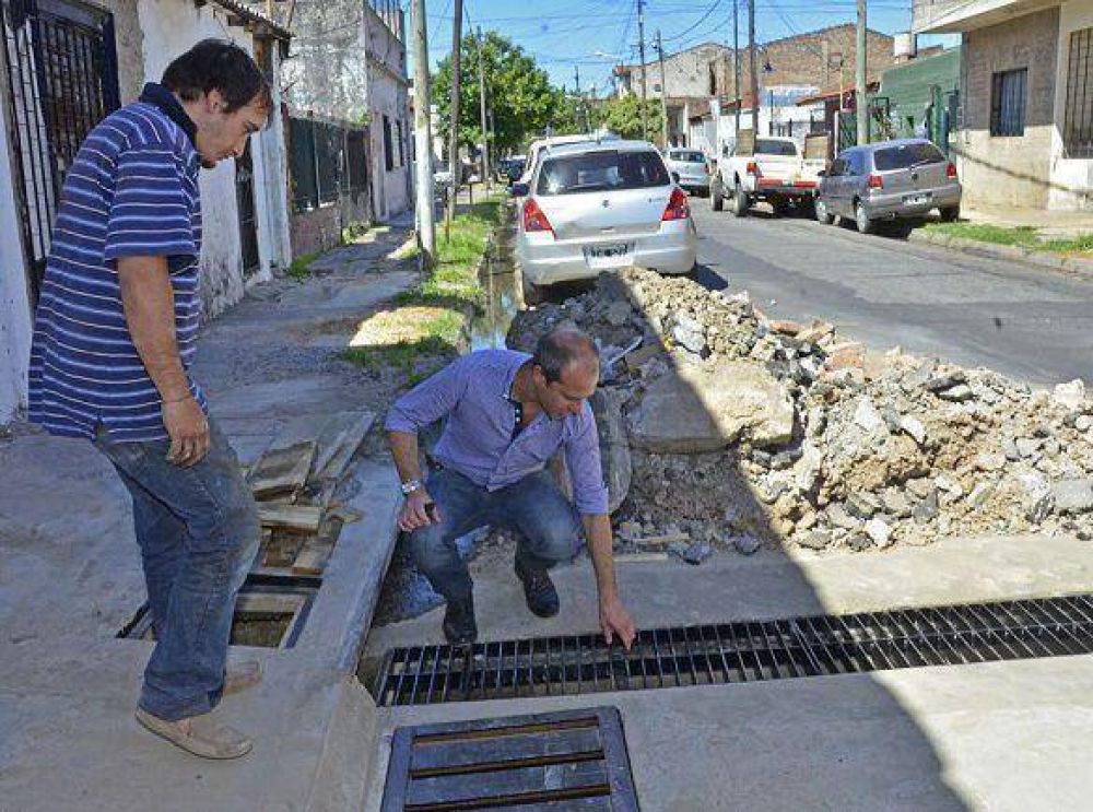 Trabajos de mejora para la red hidr�ulica del barrio Crisol