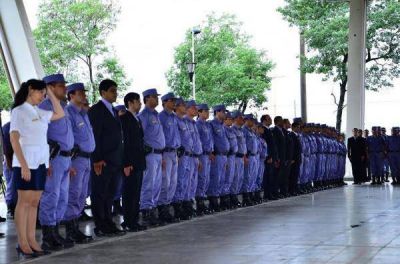 EL GOBERNADOR PRESIDE CEREMONIA DONDE TOMAN POSESI�N DE SUS ASCENSOS 530 EFECTIVOS POLICIALES