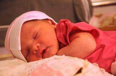 Alma se adelant� y fue la primera beba del a�o en Mar del Plata