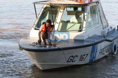 Buscan el cuerpo de un joven en aguas de Salto Grande