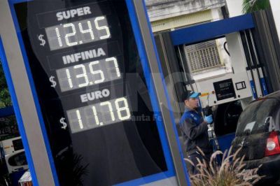 El nuevo a�o lleg� con una baja en el precio de las naftas