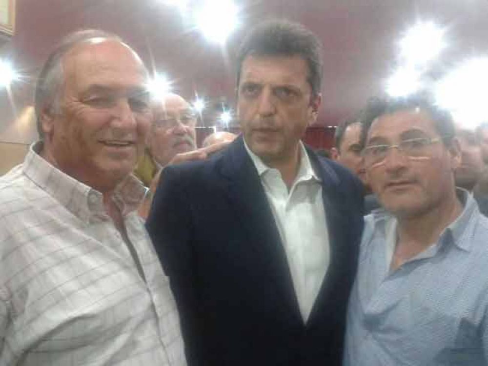 Hernndez y Robledo participaron de un encuentro nacional del Frente Renovador