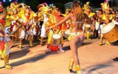 Vacaciones: Soledad Pastorutti y carnavales en Guamin�