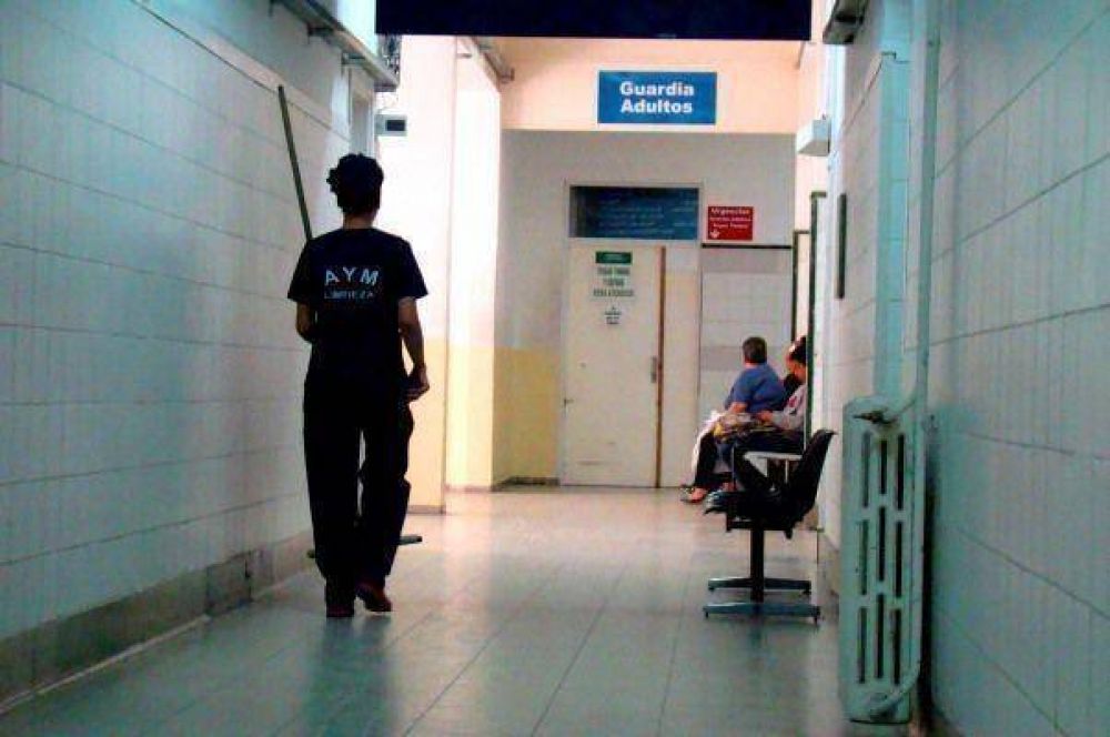 Cinco j�venes, en coma et�lico, internados en la provincia