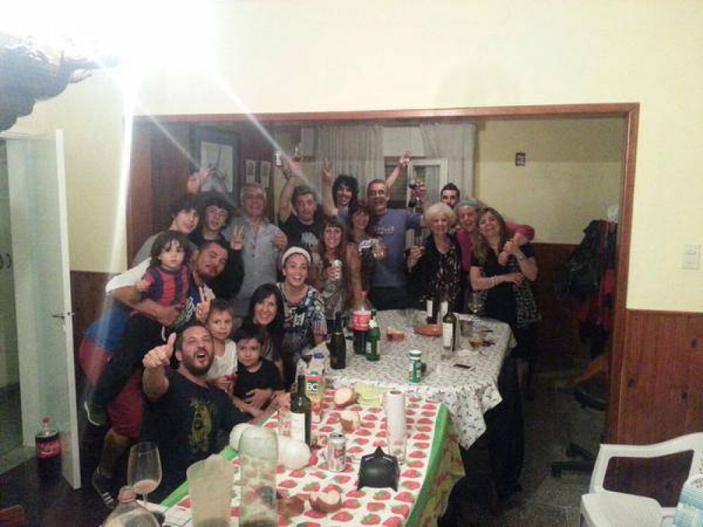 La familia Carlotto recibi� el a�o en Olavarr�a