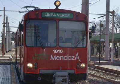 Desde hoy el Metrotranv�a tendr� nuevos horarios