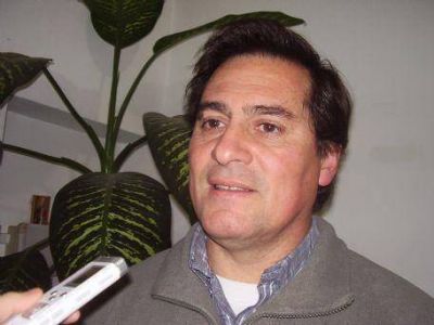 Horacio de Bel�ustegui: �Me gustar�a que YPF abra las puertas a la comunidad�