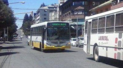 Incautan bienes de Tres de Mayo y comenz� a circular Autobuses Santa Fe