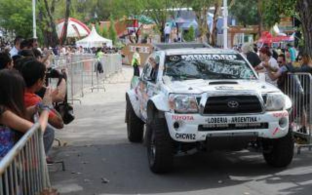 Dakar 2015: Miles de personas visitan el 