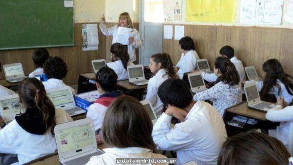 En Salta hay casi 25 mil docentes y buscan que hayan m�s