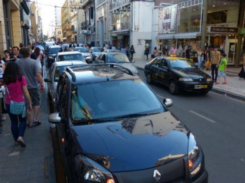 Otra vez se otorg el permiso para estacionar en el centro por el festejo de Reyes