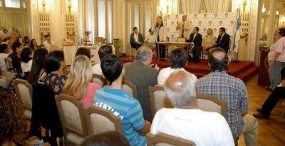 El Gobierno homenaje� al deporte en todas sus disciplinas 