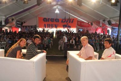 Comenzó en Mar del Plata el Campamento Anual de las Juventudes Socialistas de Argentina