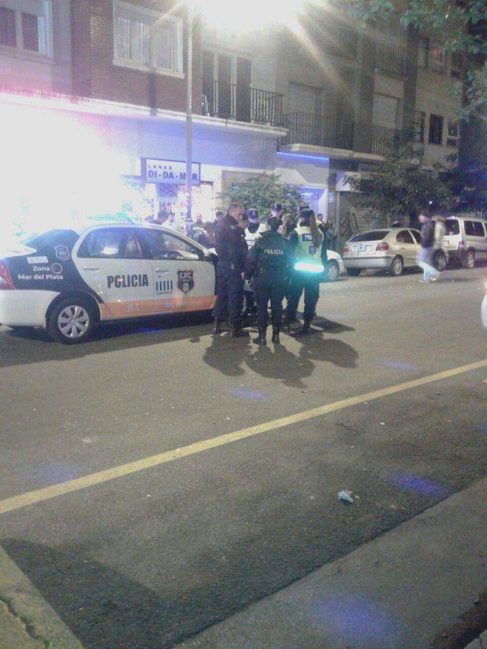 Guerra de trapitos: lo hiri� con una botella rota y se dio a la fuga