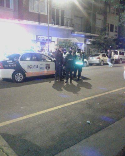 Guerra de trapitos: lo hiri� con una botella rota y se dio a la fuga