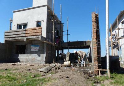 Seg�n L�pez, la gesti�n K redujo el d�ficit habitacional