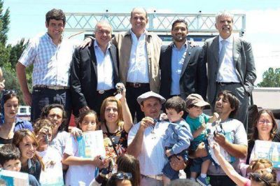 El ministro Julio De Vido elogi� al intendente Pablo Zurro y a Patricio Mussi