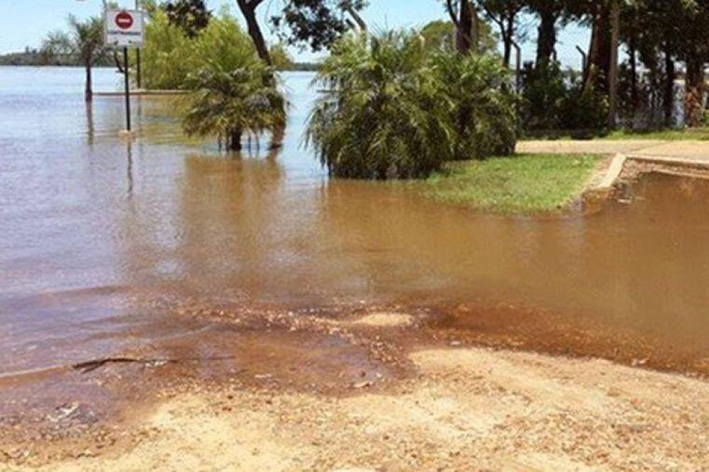 Sin playas en Concordia por la crecida del r�o Uruguay