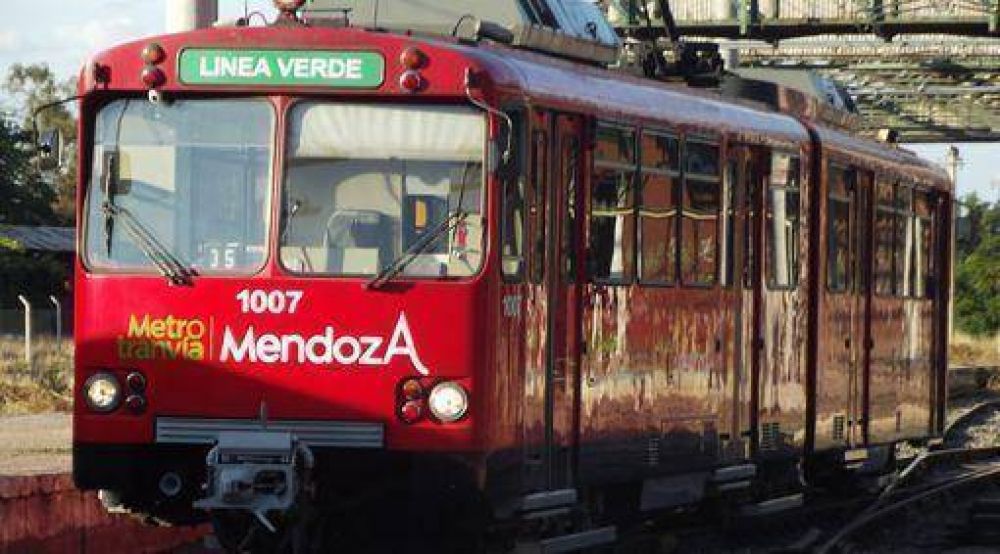 Cambian horarios del Metrotranv�a