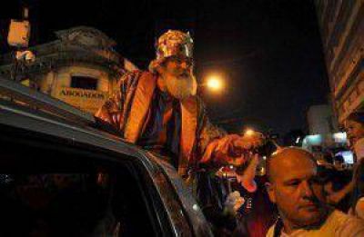 Los Reyes Magos desfilan hoy por las calles de Lomas