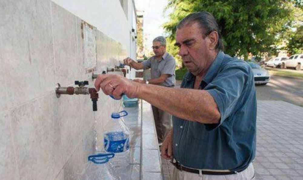 Vecinos de nueve localidades bonaerenses pelean por recibir agua sin ars�nico